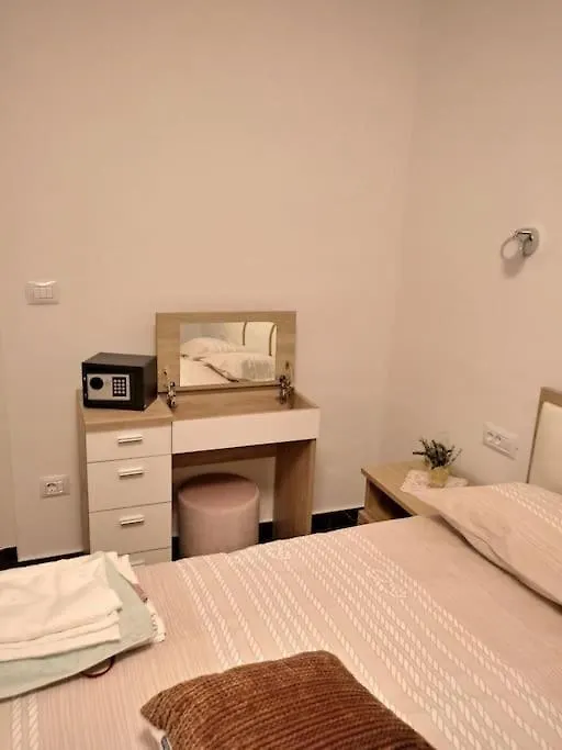 Apartament Apartma Nada, Tu Boste V Centru Poletnega Utripa Pula Chorwacja